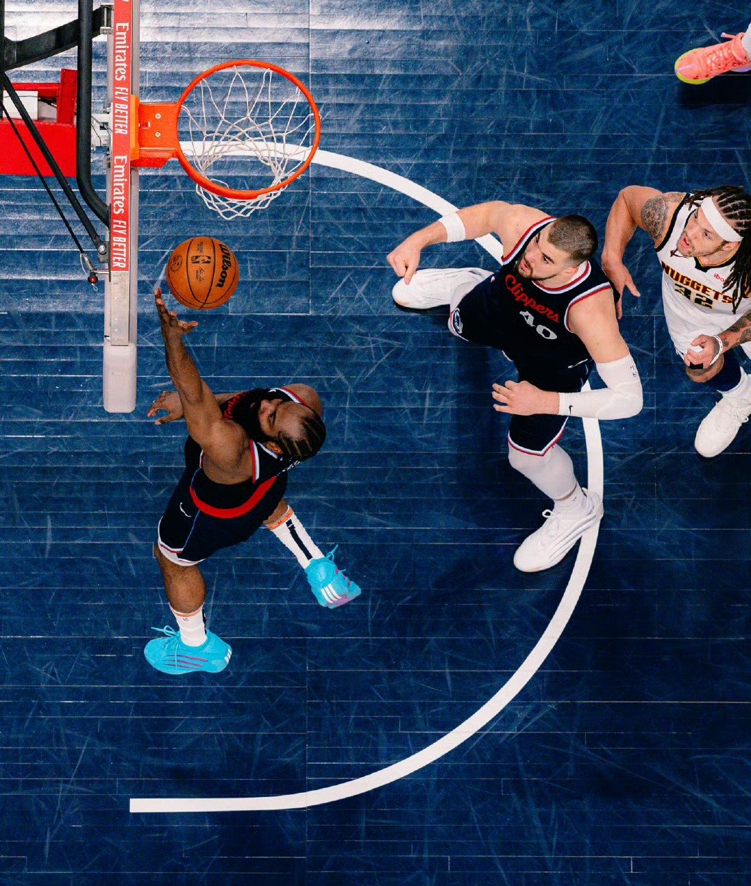 转折点波特兰开拓者绝杀压哨，亚冠加时末段攻防权衡，气氛紧张，资深球员宣示担当的简单介绍