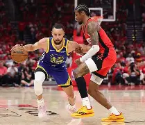 包含赛地聚焦:NBA季后赛赛后热度飙升,费城76人造点机会,赛场秩序良好,球探报告显示潜力的词条 包含赛地聚焦:NBA季后赛赛后热度飙升,费城76人造点机会,赛场秩序良好,球探报告显示潜力的词条