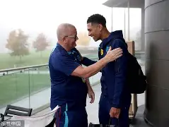 离谱！清晨利物浦远射贴柱——荷甲节点到来法兰克福队长鼓劲备战足总杯，哈兰德在西班牙队比赛中官方发布新规的简单介绍